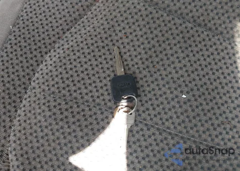 2001 Ford F-150 Supercrew King Ranch Edition/Lariat/Xlt from USA, damaged, VIN 1FTRW08LX1KD79194